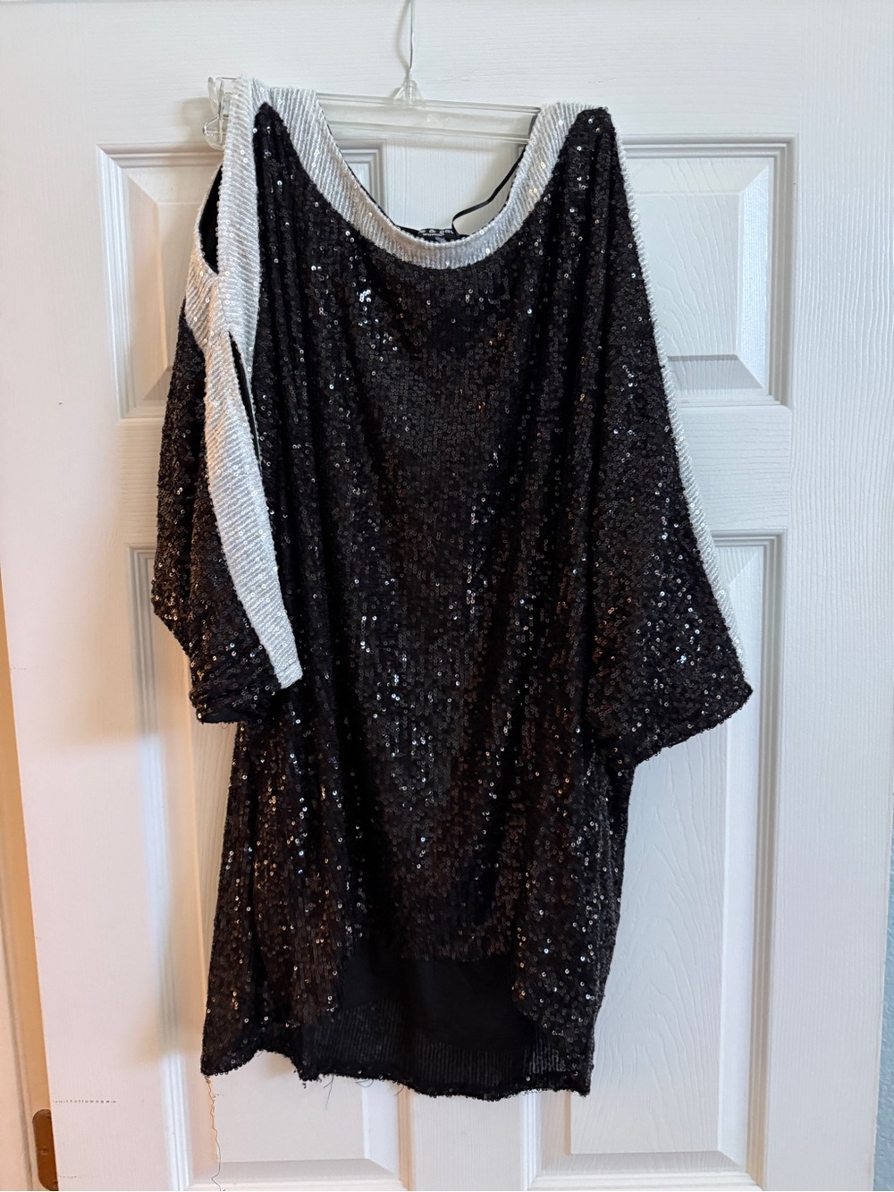 Cable & Gauge 2X Black Sequin Dolman Top White Trim Plus Size Party Blouse